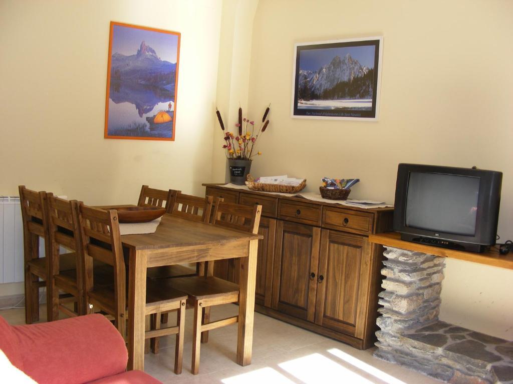 Apartaments L'Arrel Espot Exterior foto